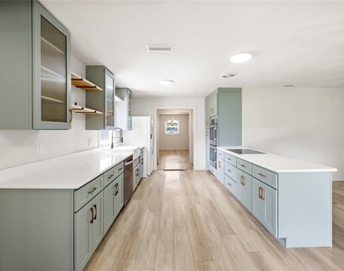 8212 Sunny Vale Place - Photo Thumbnail 22