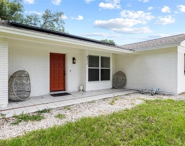 8212 Sunny Vale Place - Photo Thumbnail 3