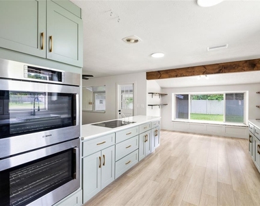 8212 Sunny Vale Place - Photo Thumbnail 20