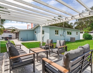 4609 W Hawthorne Road - Photo Thumbnail 45