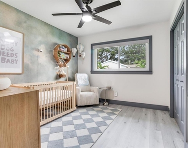 4609 W Hawthorne Road - Photo Thumbnail 29