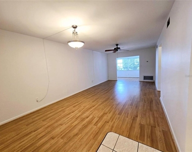 3125 36th Street N - Photo Thumbnail 2