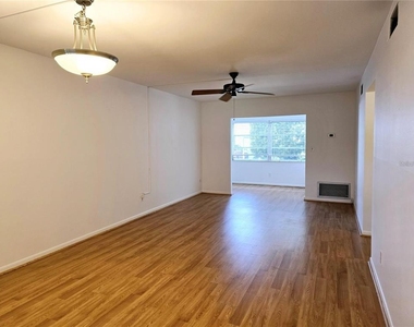 3125 36th Street N - Photo Thumbnail 6