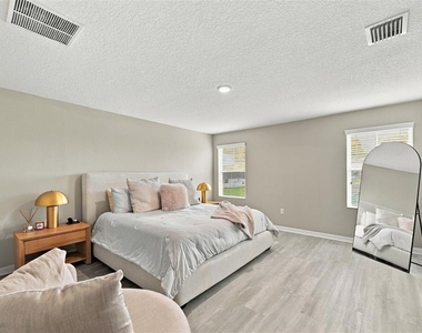 12665 Tannencrest Drive - Photo Thumbnail 18