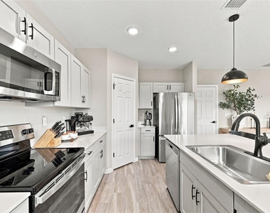 12665 Tannencrest Drive - Photo Thumbnail 10