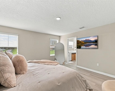 12665 Tannencrest Drive - Photo Thumbnail 19
