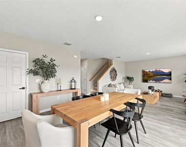12665 Tannencrest Drive - Photo Thumbnail 14
