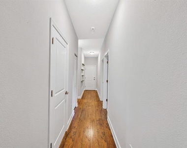 1606 E Ida Street - Photo Thumbnail 16