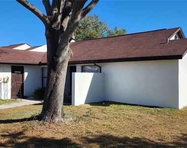11301 Waveland Way - Photo Thumbnail 3