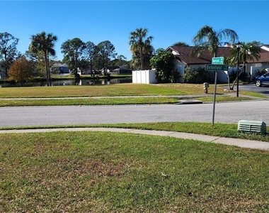 11301 Waveland Way - Photo Thumbnail 35