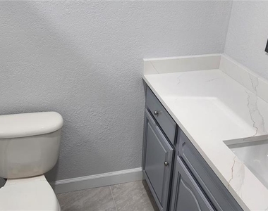 11301 Waveland Way - Photo Thumbnail 24