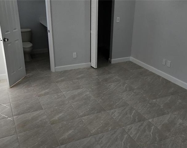 11301 Waveland Way - Photo Thumbnail 15