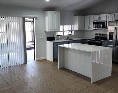 11301 Waveland Way - Photo Thumbnail 19