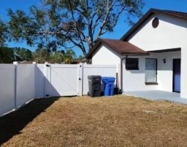 11301 Waveland Way - Photo Thumbnail 11