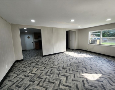 14851 Dade Street - Photo Thumbnail 1