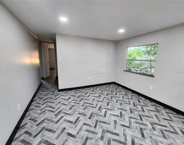 14851 Dade Street - Photo Thumbnail 5