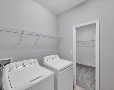 11412 Freshwater Ridge Drive - Photo Thumbnail 21
