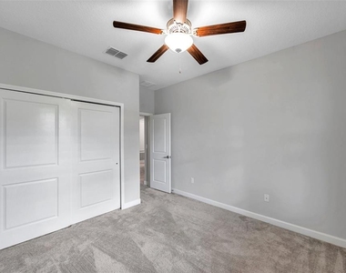 11412 Freshwater Ridge Drive - Photo Thumbnail 17