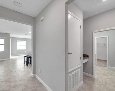 11412 Freshwater Ridge Drive - Photo Thumbnail 20