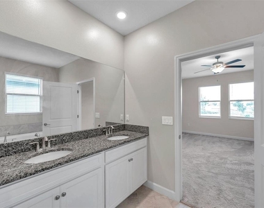 11412 Freshwater Ridge Drive - Photo Thumbnail 38