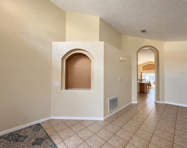 1133 Solana Circle - Photo Thumbnail 4