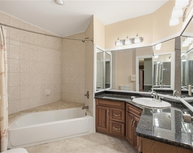 6225 Bayside Drive - Photo Thumbnail 30