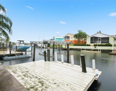 6225 Bayside Drive - Photo Thumbnail 54