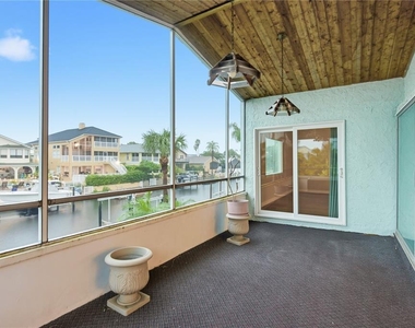 6225 Bayside Drive - Photo Thumbnail 35