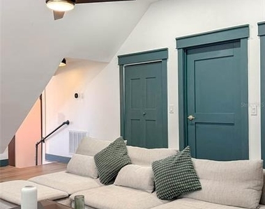 407 E Palm Avenue - Photo Thumbnail 14