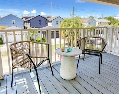 407 E Palm Avenue - Photo Thumbnail 3