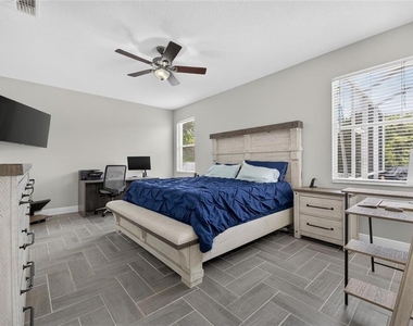 12419 Riverglen Drive - Photo Thumbnail 38