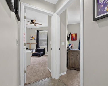 12419 Riverglen Drive - Photo Thumbnail 31