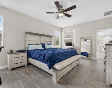 12419 Riverglen Drive - Photo Thumbnail 40