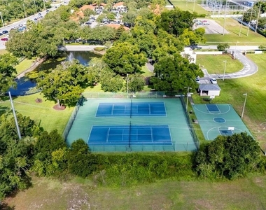 12419 Riverglen Drive - Photo Thumbnail 57