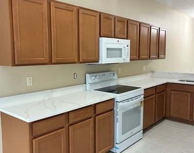 31142 Flannery Court - Photo Thumbnail 9