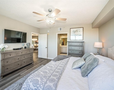 6450 Shoreline Drive - Photo Thumbnail 26
