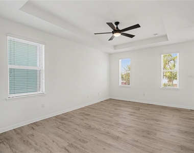 6417 Key Island Avenue - Photo Thumbnail 12