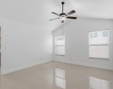 7047 Silvermill Drive - Photo Thumbnail 19