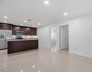 7047 Silvermill Drive - Photo Thumbnail 17