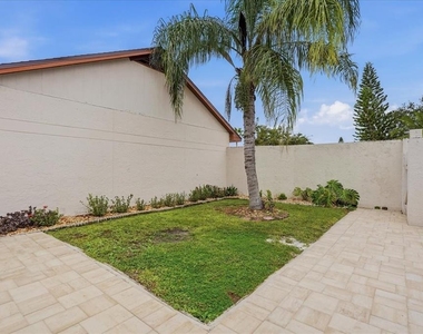 7047 Silvermill Drive - Photo Thumbnail 42