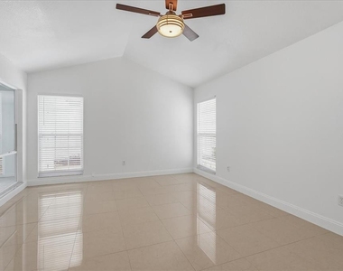 7047 Silvermill Drive - Photo Thumbnail 6