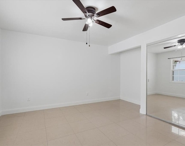7047 Silvermill Drive - Photo Thumbnail 26