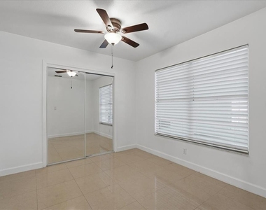 7047 Silvermill Drive - Photo Thumbnail 33