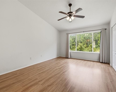 1141 Kennewick Court - Photo Thumbnail 14