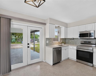 5214 15th Avenue S - Photo Thumbnail 10