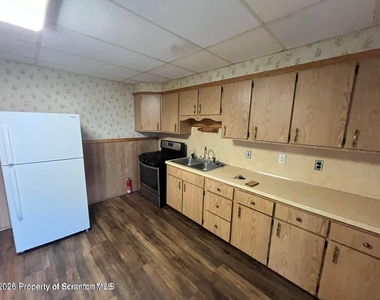 440 S 9th Avenue - Photo Thumbnail 5