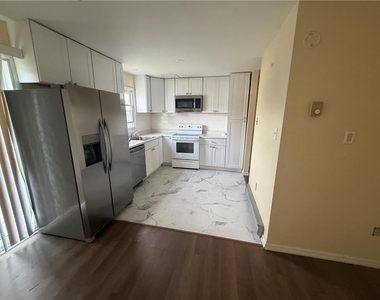 228 7th Avenue - Photo Thumbnail 12