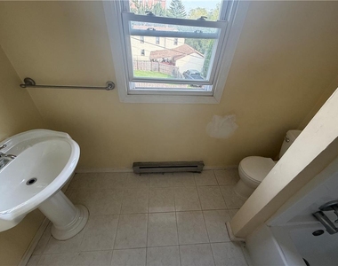 228 7th Avenue - Photo Thumbnail 8