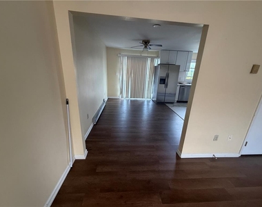 228 7th Avenue - Photo Thumbnail 13
