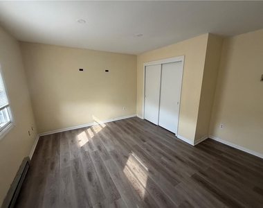 228 7th Avenue - Photo Thumbnail 5